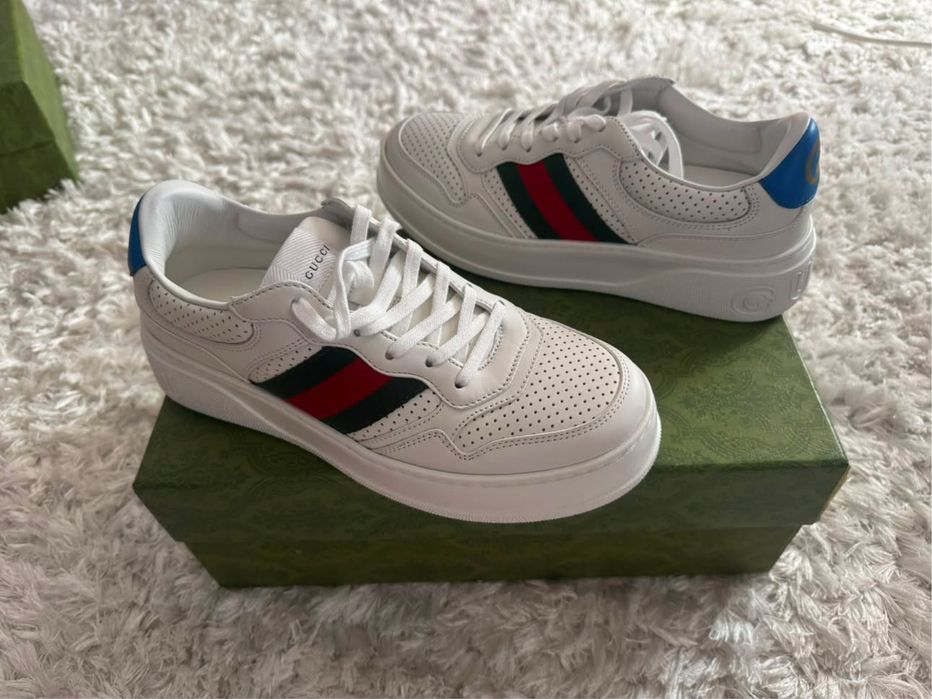 Gucci gg.