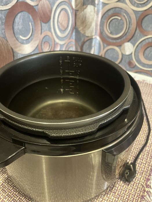 Продаю мультиварку