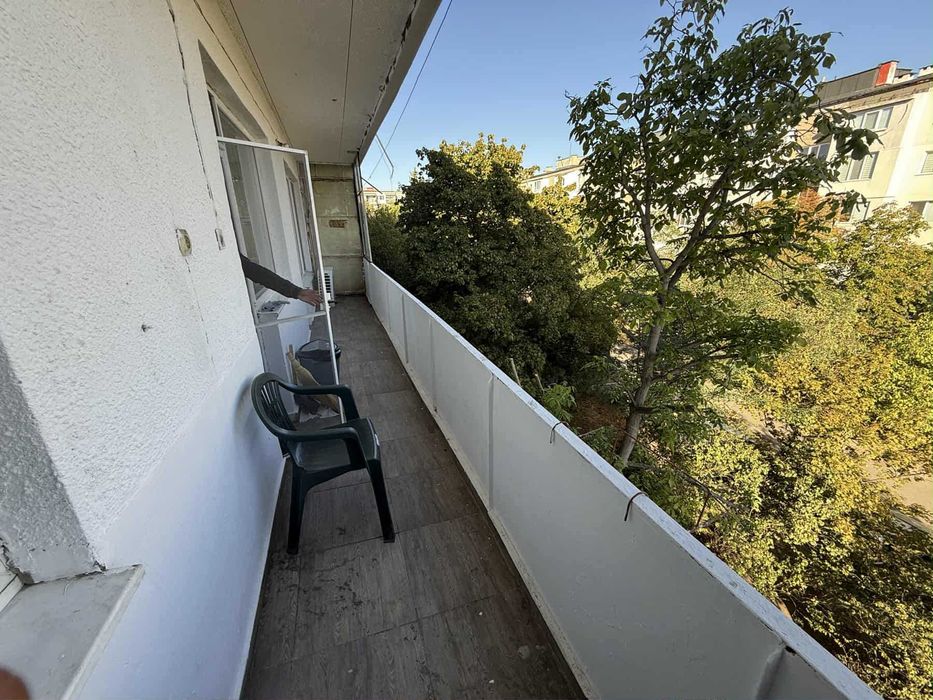 Дава се под наем Двустаен апартамент в София, Дружба 1 - 68 кв.м за 500 € - Снимка #2