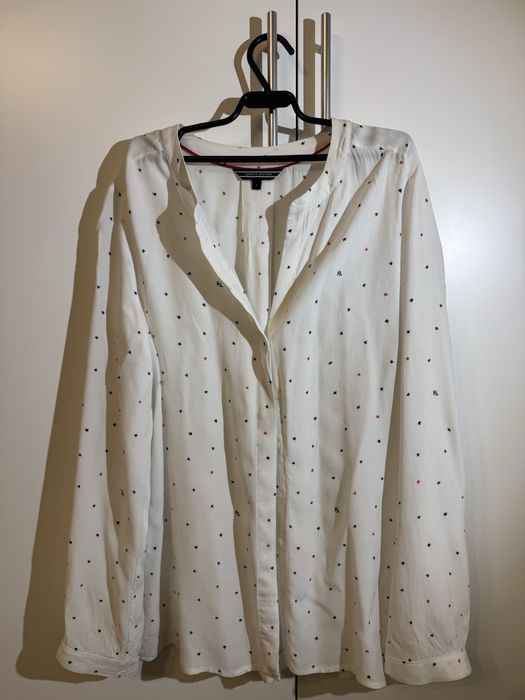 Продам блузку Tommy Hilfiger