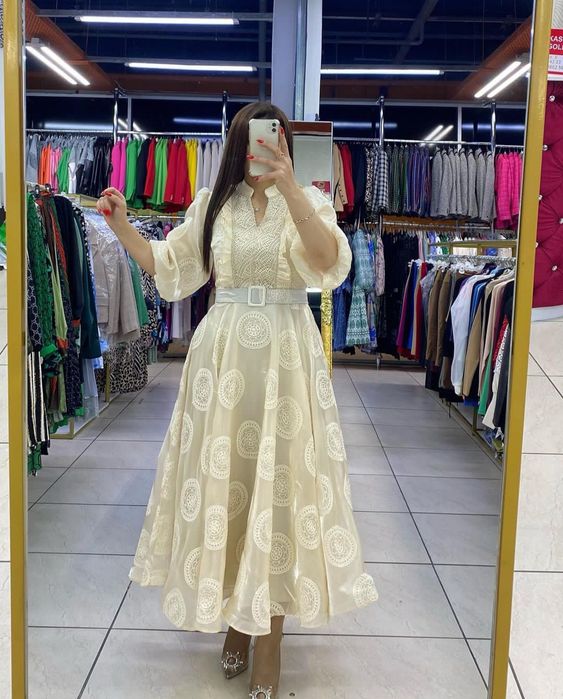 Платье очень красивое