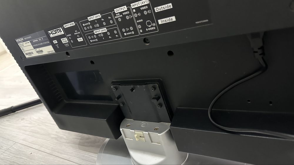 Продается телевизор Hitachi