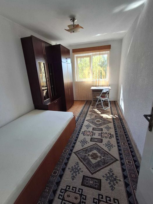 Inchiriez 3 camere Areni langa Profi