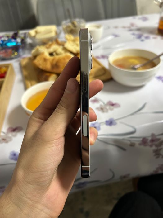 iPhone 13 Pro в отличном состонии
