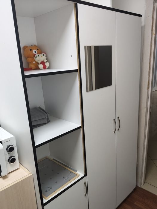 Продам всю мебель для маникюра