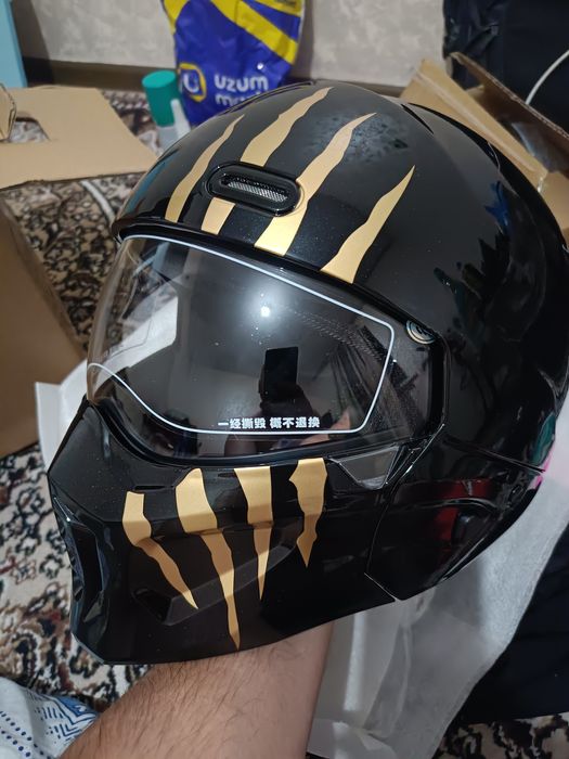 Мотоциклетный шлем