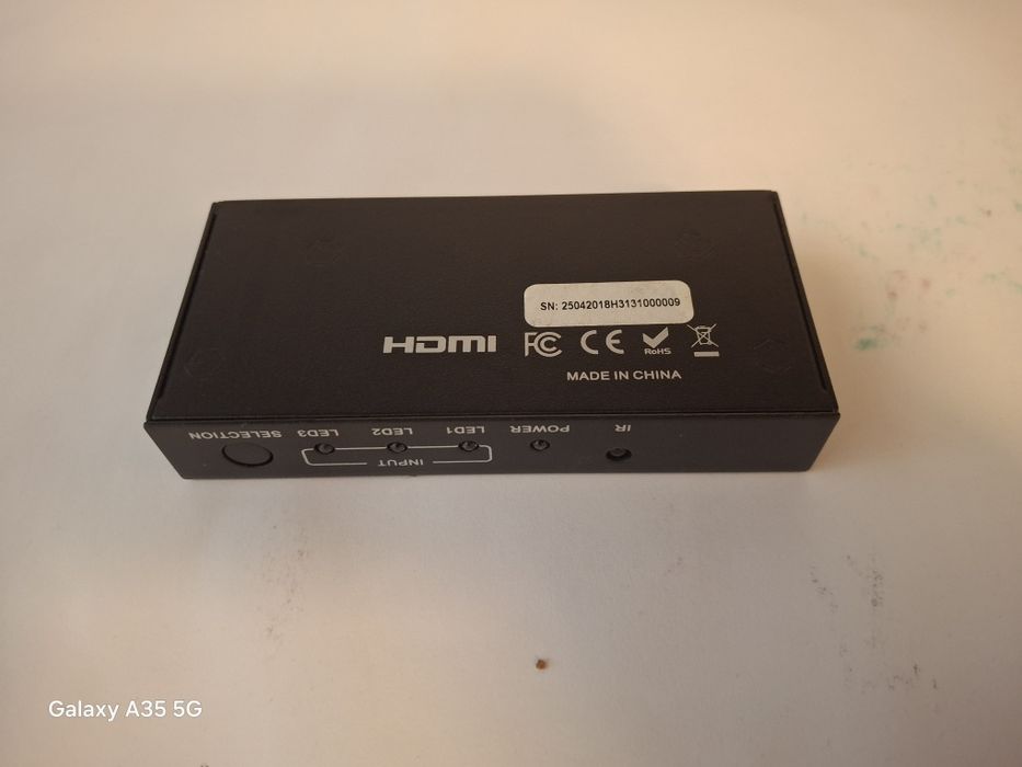 Switch HDMI 1 in +3 out