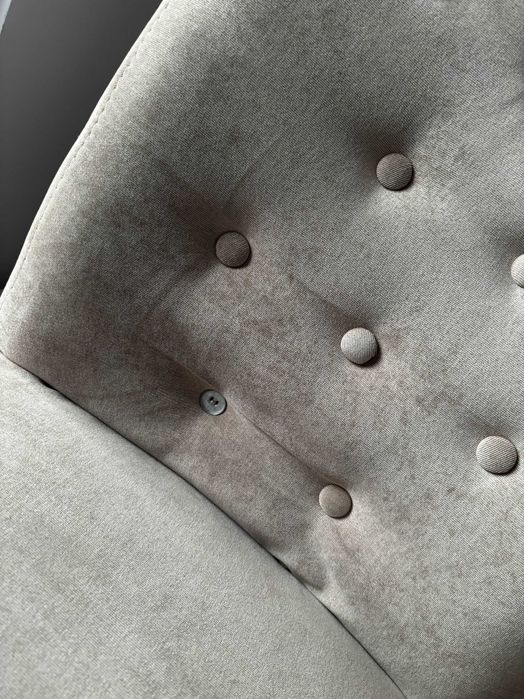 Трапезни столове