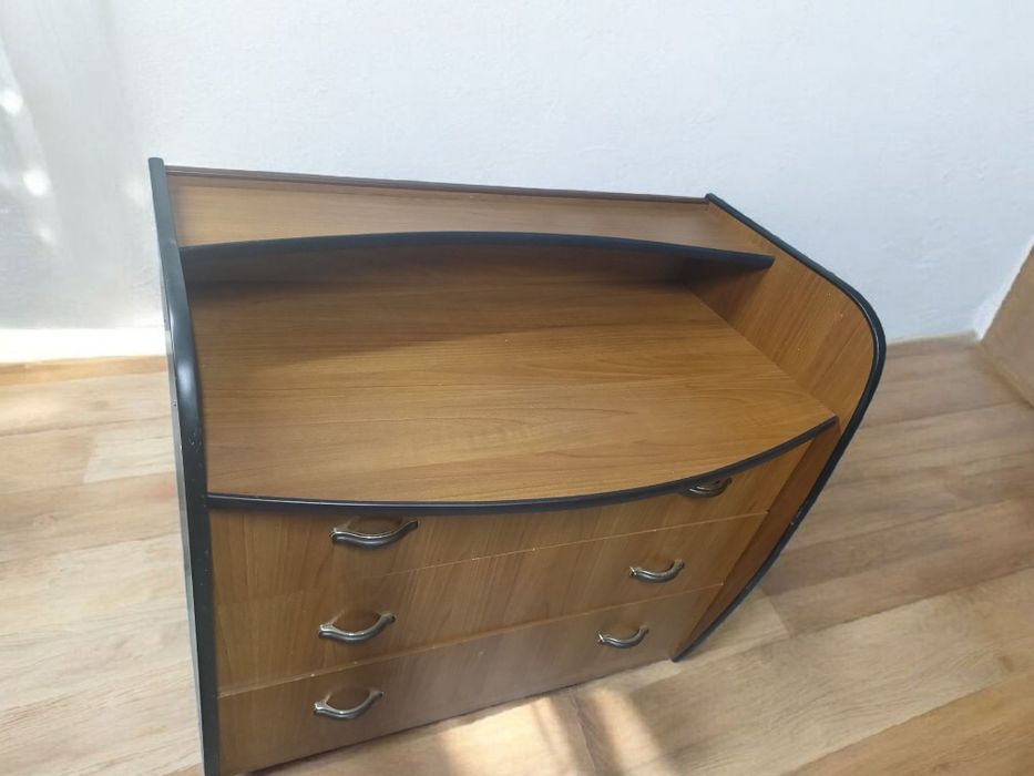 Продам камод в хорошем состоянии