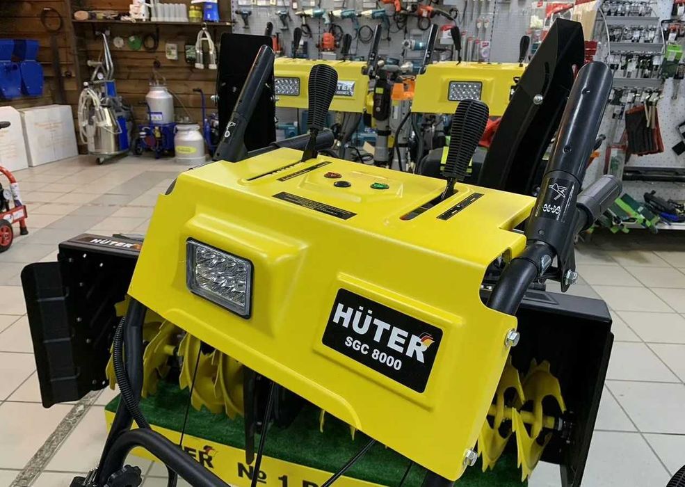 Снегоуборщик Huter SGC 8000