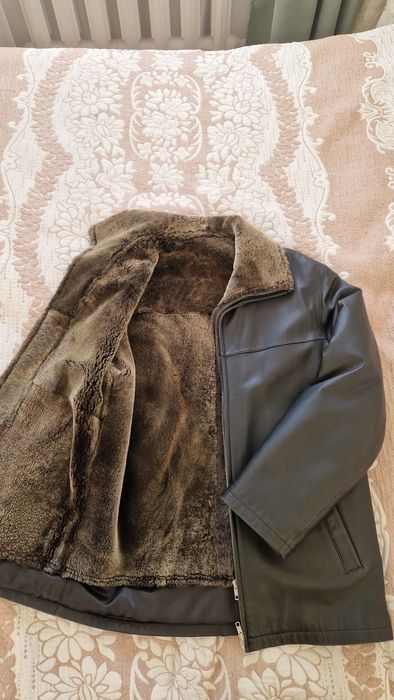 Продам кожаную куртку