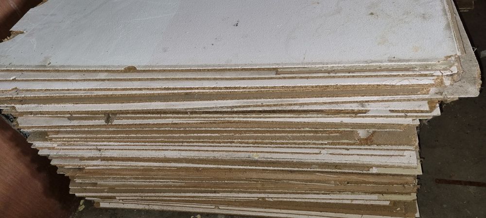 Дървен материал-талашитени ПДЧ  плоскости - кофражни дъски - ламперия