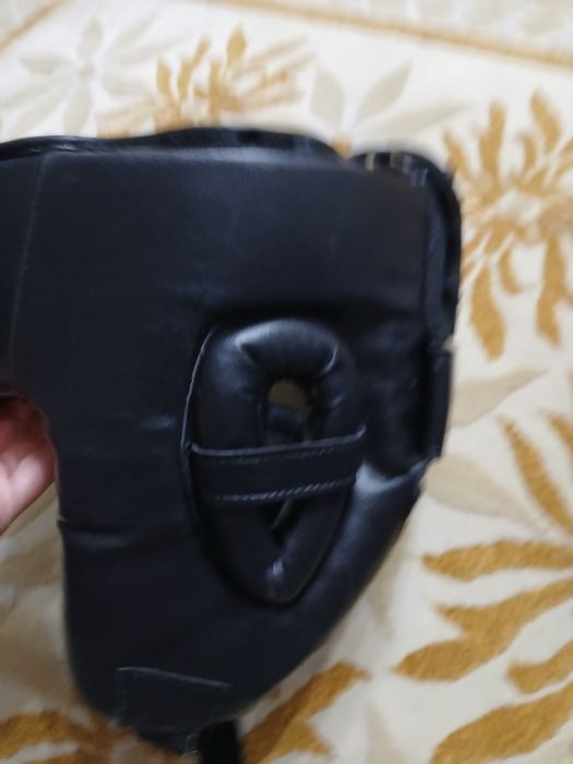 Продам шлем для бокса