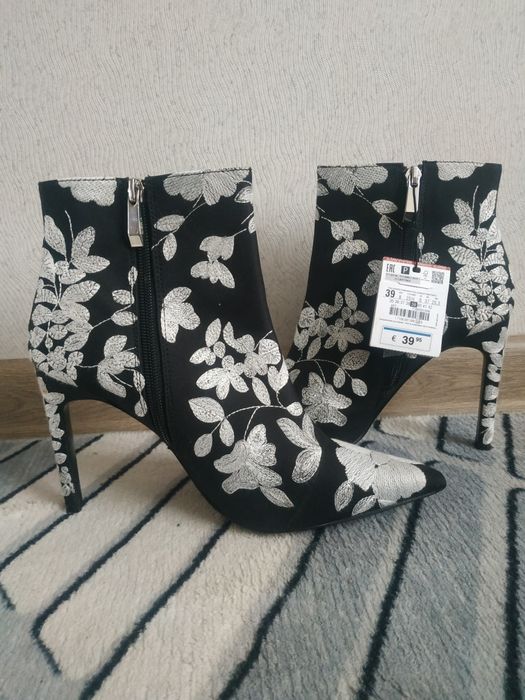 Продам обувь  Zara