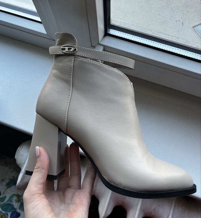 Botine/ghete model deosebit