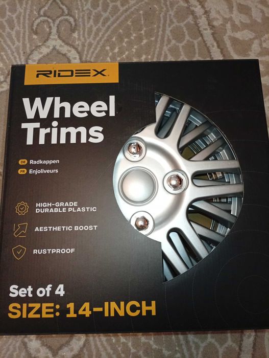 Тасове - 4 броя .