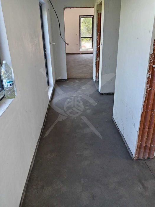 Продава се двуетажна къща в с. Марково! 95897