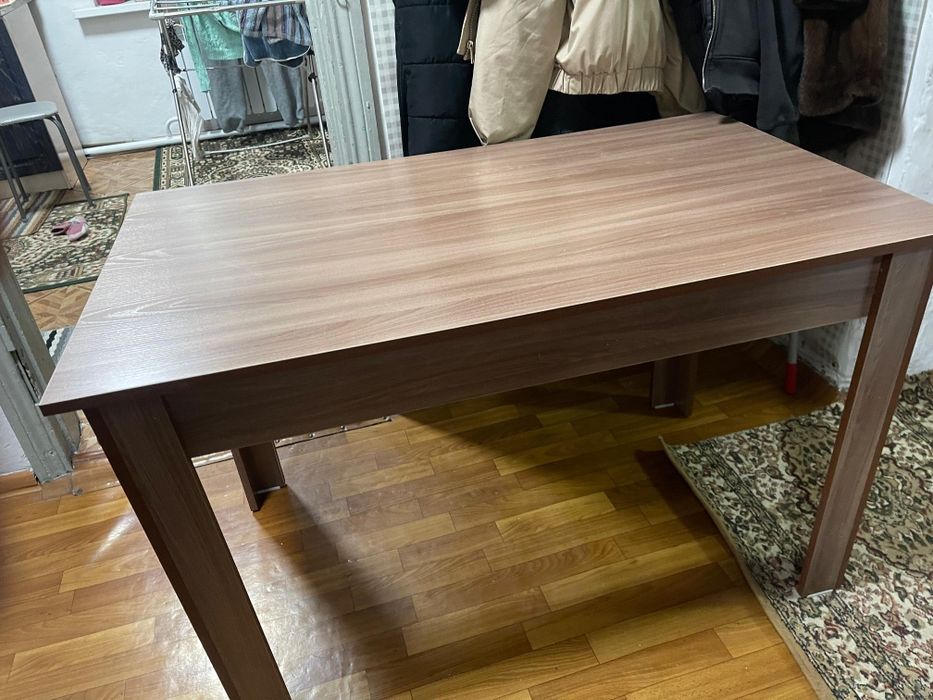 Стол новый 120/70