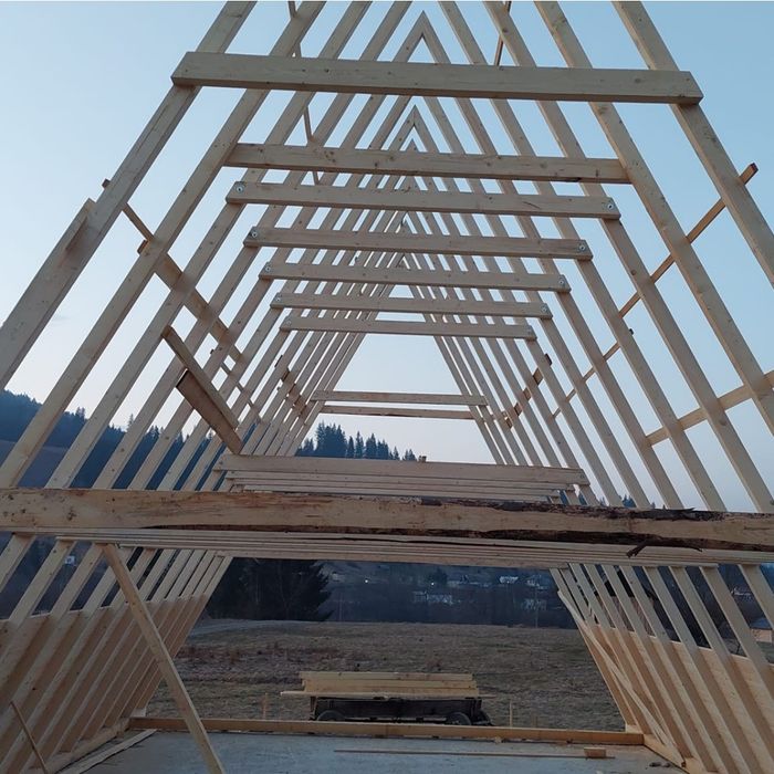 Construim Cabane A-Frame prețuri între 45 € și 80 € pe metru pătrat desfasurat