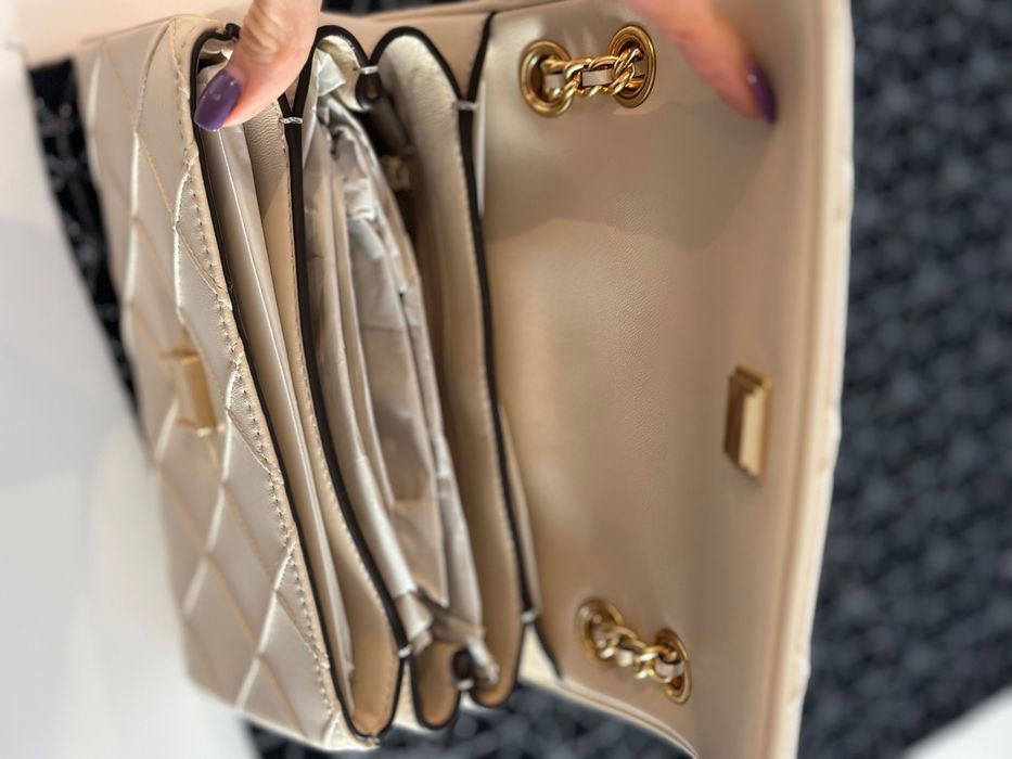 Дамска чанта Tory Burch