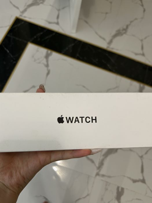 Смарт-часы Apple Watch