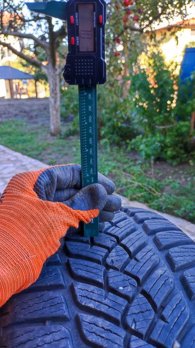 Зимни гуми FULDA 225/55/16 - 4 броя