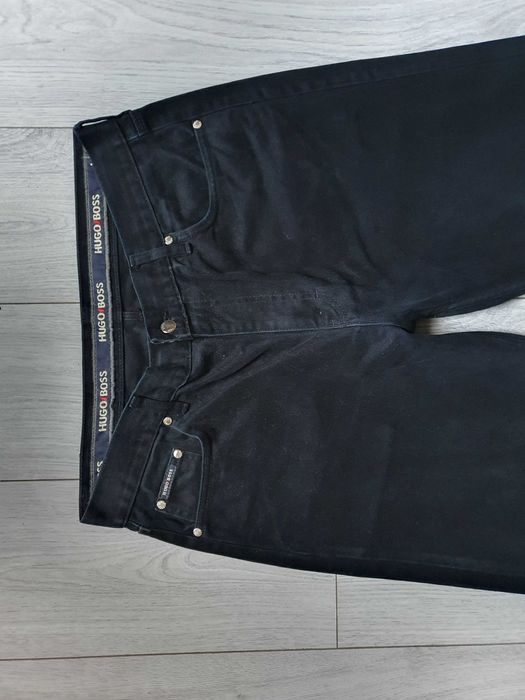 Blugi HUGO BOSS Select (Made in Italy) - Marime W36 L34 (Talie 92 cm)