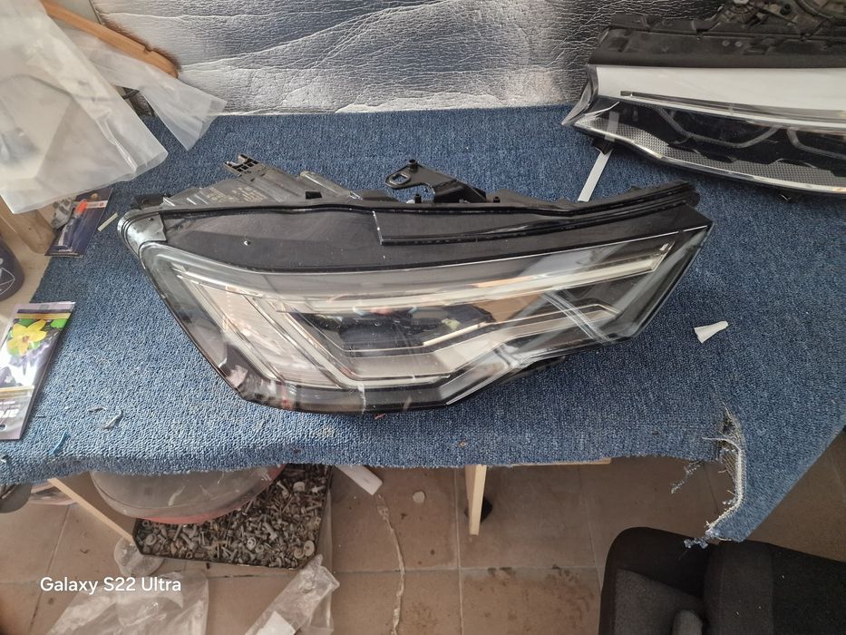 Far audi a6 c8 bara fata spate aripa