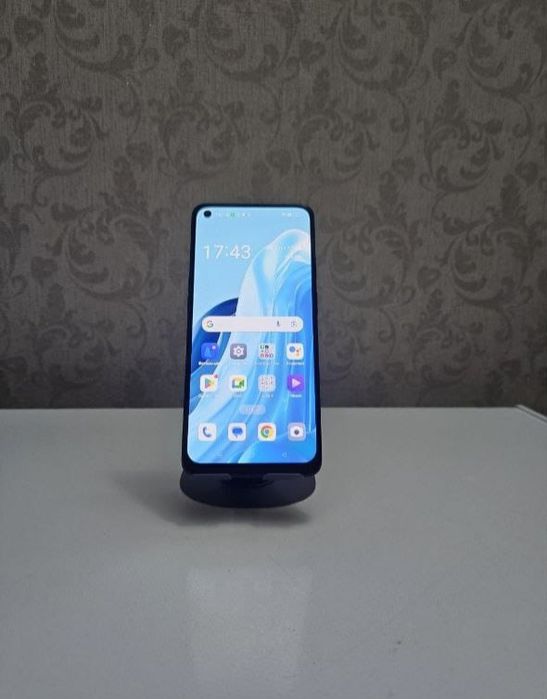 Телефон oppo Reno 7