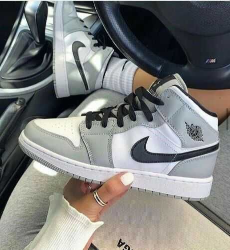 Качевственные кроссовки Nike Air Jordan 1