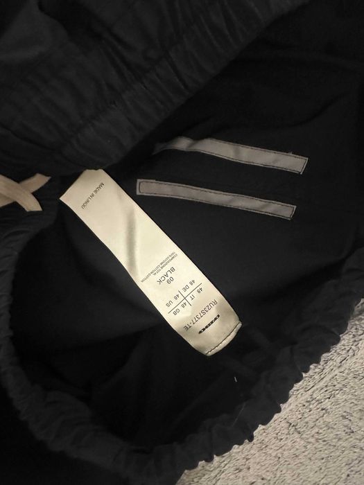 Pantaloni Scurti Rick Owens Negri Marime M