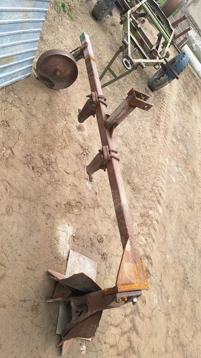 Продам боковой арычник