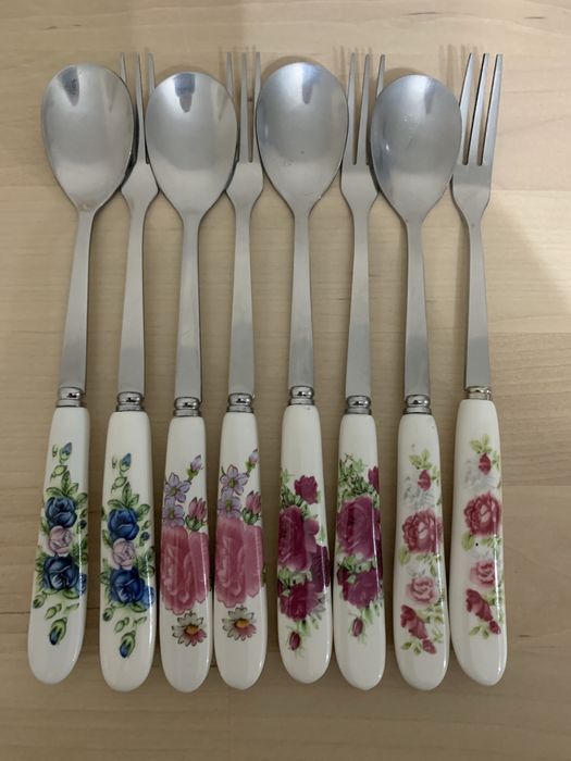 Прибори за хранене