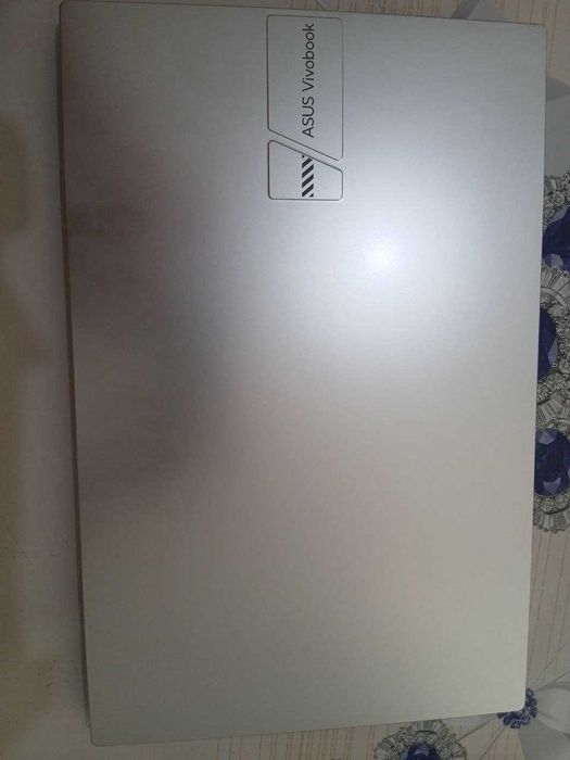 Asus vivobook corei5