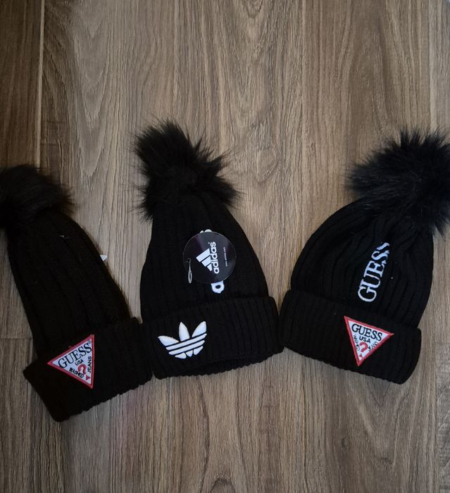 Caciula diferite 45 ron