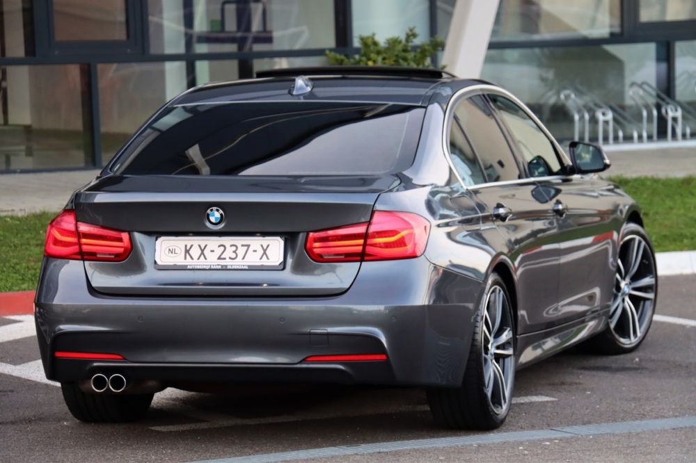 Bmw 330e iPerformance M pachet Plug-in hybrid