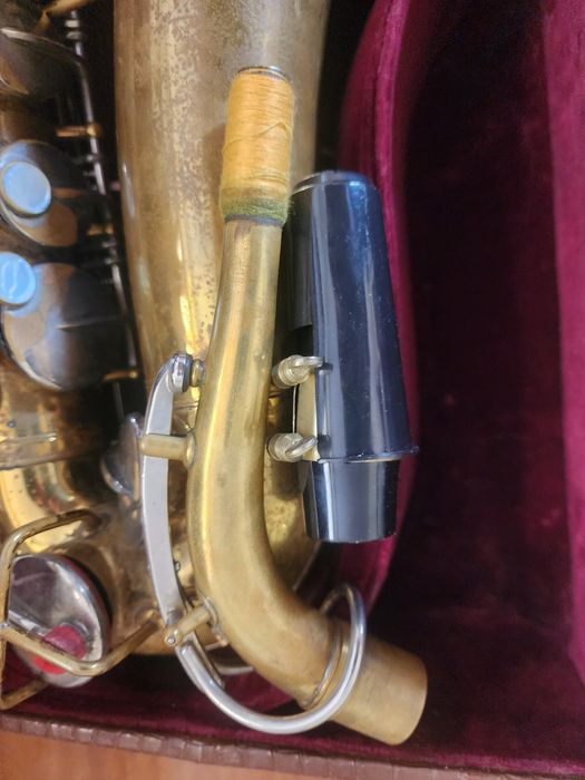 Продаётся саксафон состояние б/у в хорошем состояние