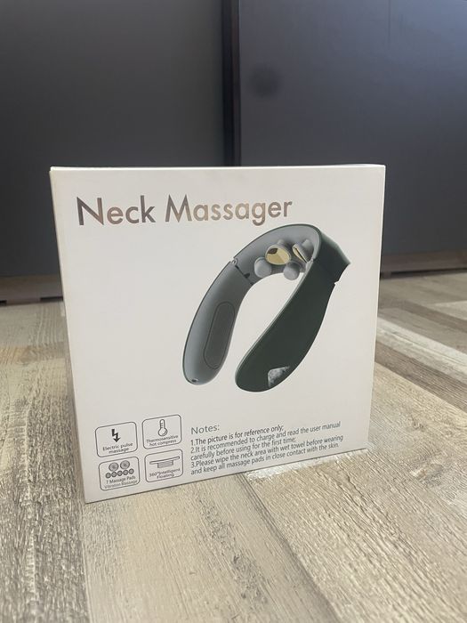 Aparat masaj cervical cu multiple puncte de presiune, impulsuri electromagnetice, functie de incalzire, programe de masaj cu vibratii