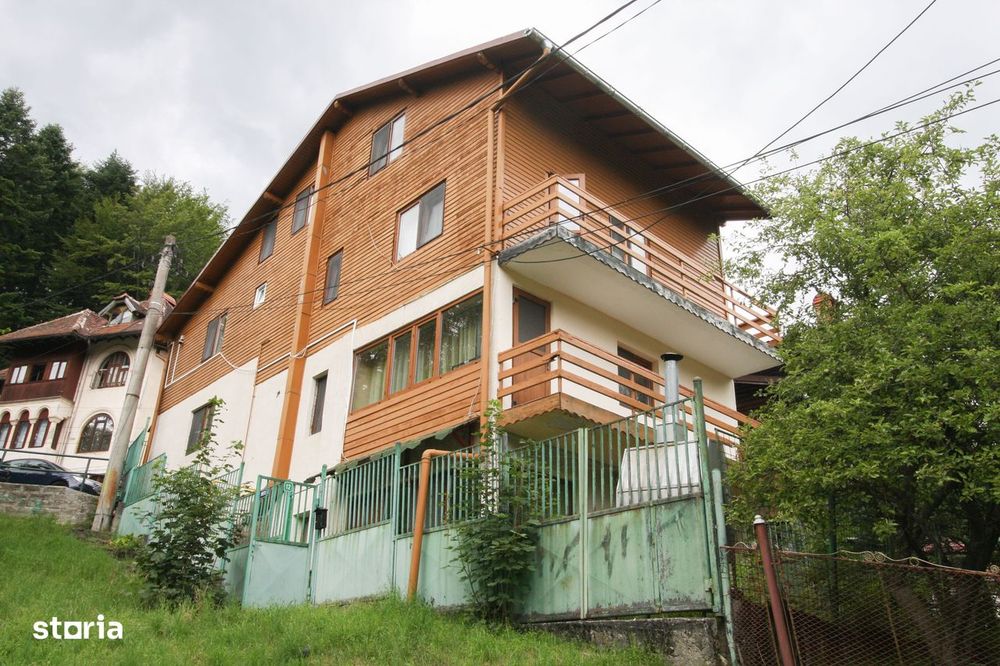 Vila 8 camere si garaj