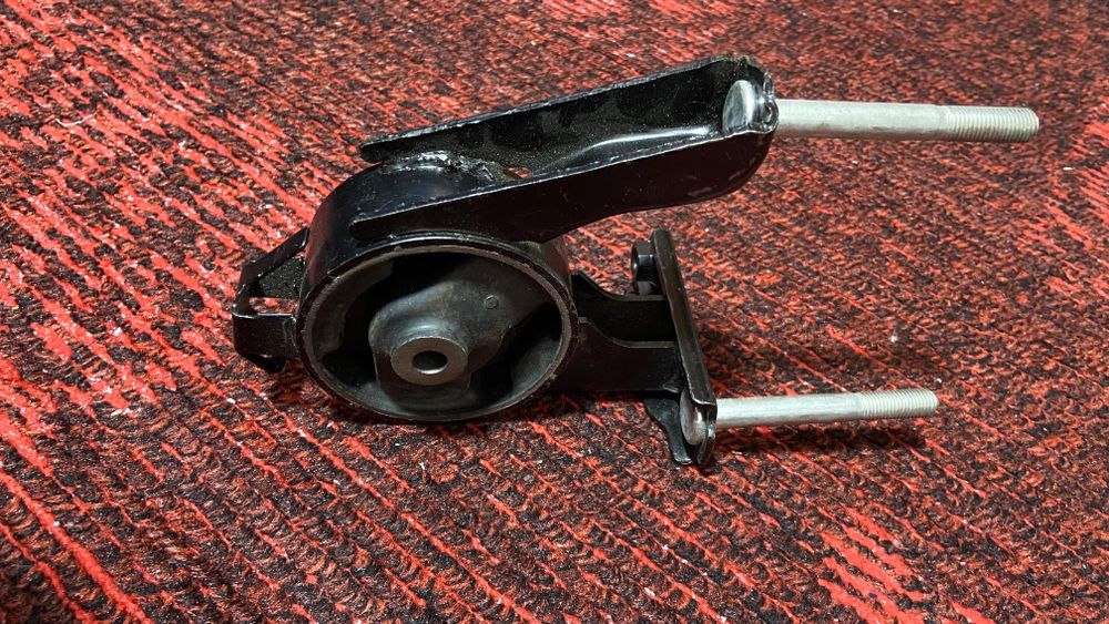 Подушка для двигателя авто