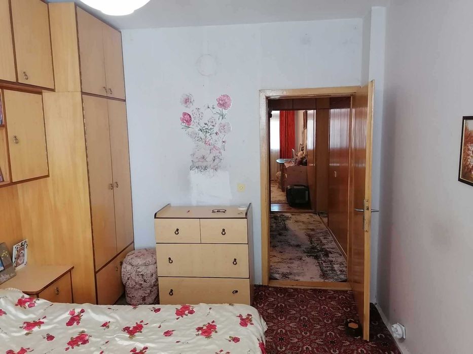 Продава се апартамент 120 кв. м. - 200 000 евро