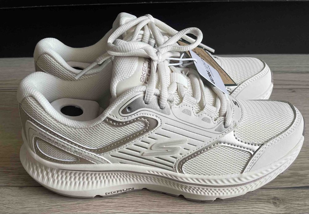 Продавам чисто нови маратонки Skechers 37,5 стелка 24,5см