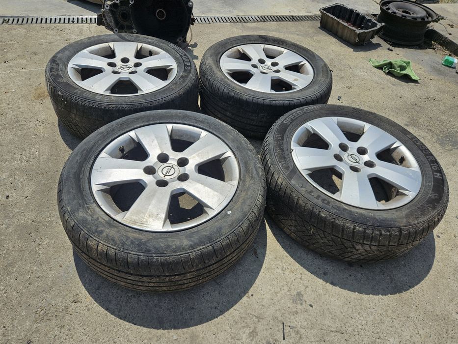 Jante Aliaj Opel Vectra 16" Anvelopele Sunt Scoapte