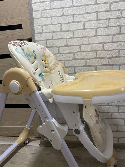 Стул для кормления