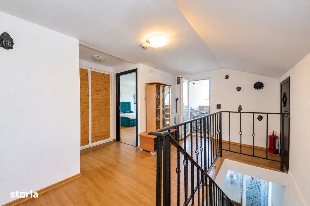 Vila duplex 5 camere  2 bai S =  145 mp + teren 360 mp Lunca Cetatuii