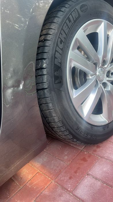 Vind Peugeot 308