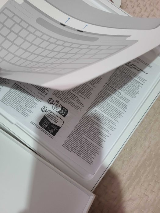 Surface Pro Keyboard с pen storage – Нова (отворена)