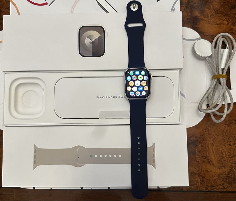 Apple watch 9/41 starlight