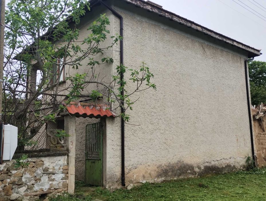 Продава се Къща в с. Сърцево, Област Сливен - 78 кв.м за 385 €/кв.м - Снимка #2