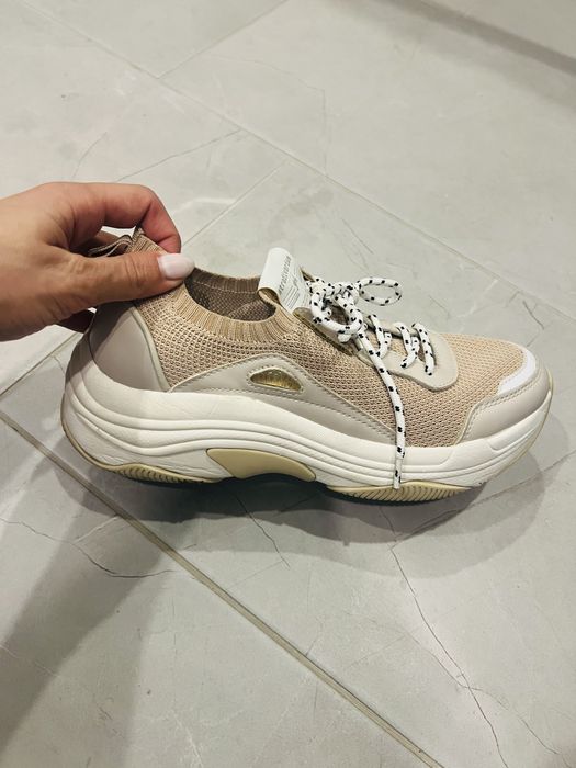 Обувки Stradivarius